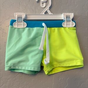 ⭐️Forever french x Caitlyn Neier neon green and blue baby boy swim trunks 12-18